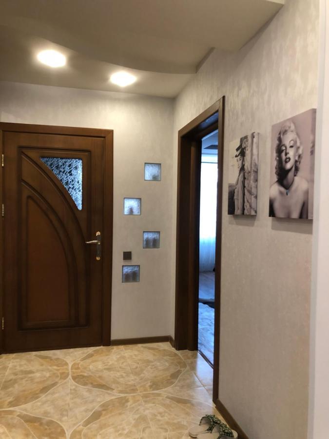 Stylish Apartments In The Heart Of The City! タシュケント エクステリア 写真